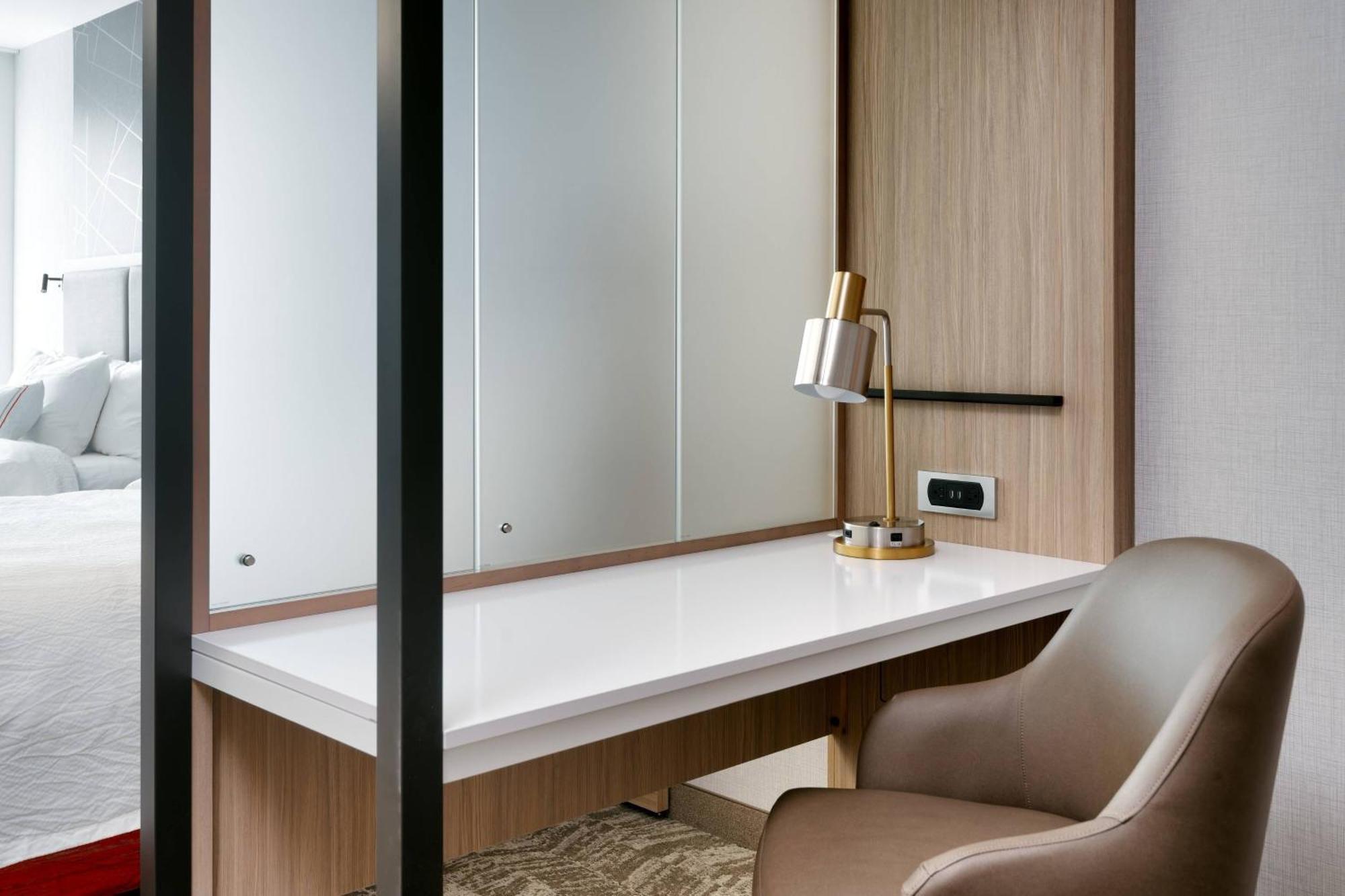 Springhill Suites By Marriott Salt Lake City Sugar House Esterno foto